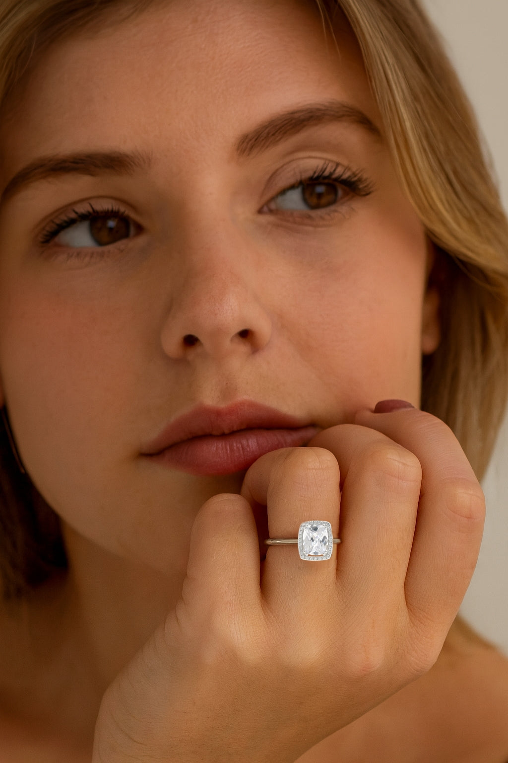 9ct White Gold Cubic Zirconia Halo Ring