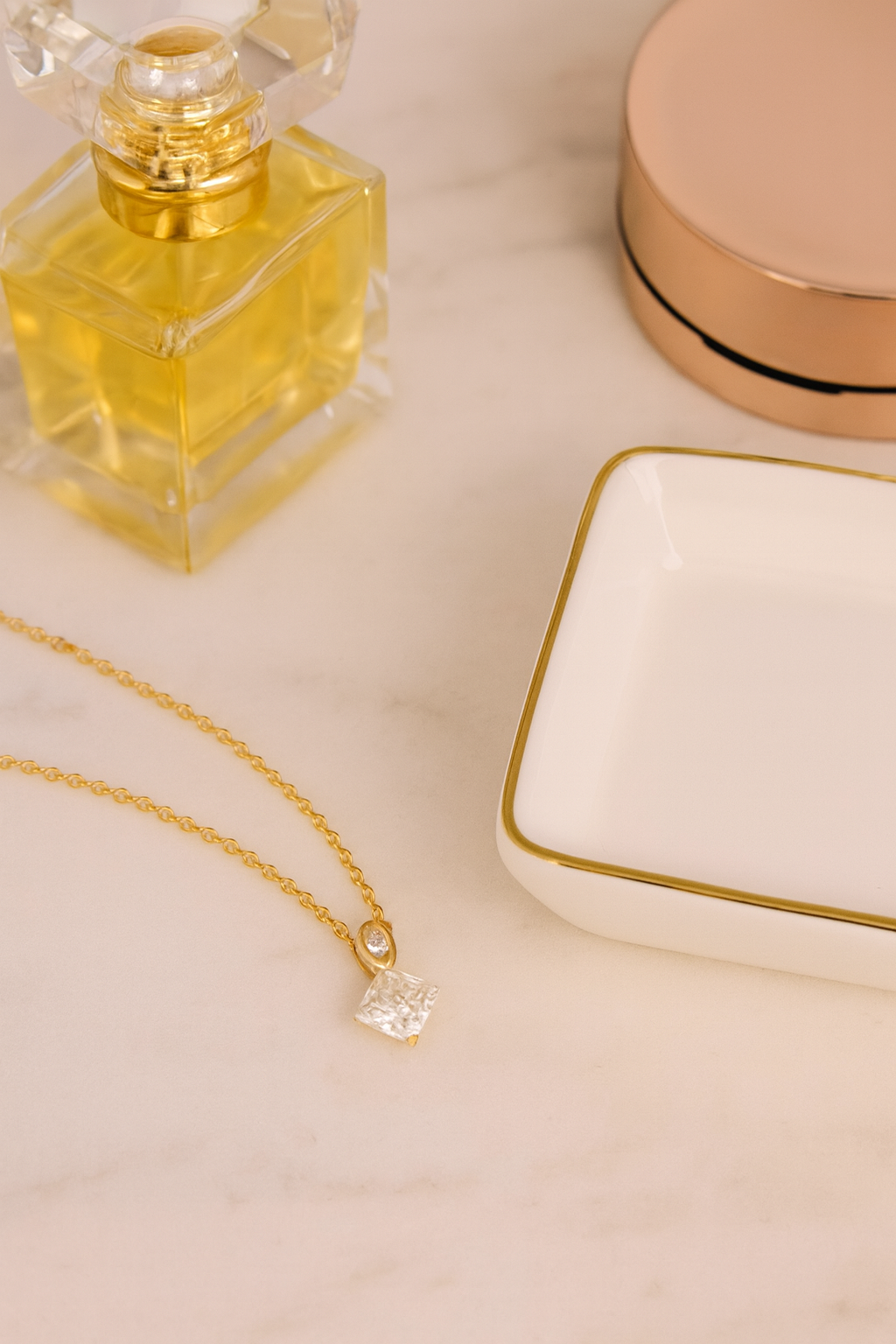 Luxe Sparkle: 9ct Gold Square CZ Pendant