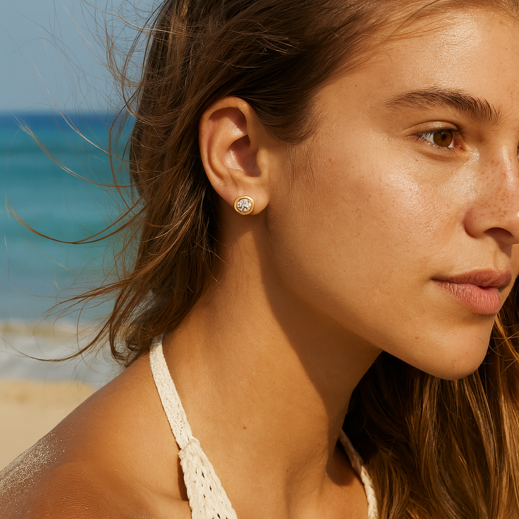 9ct Gold Love Knot Diamond Studs .20ct TW