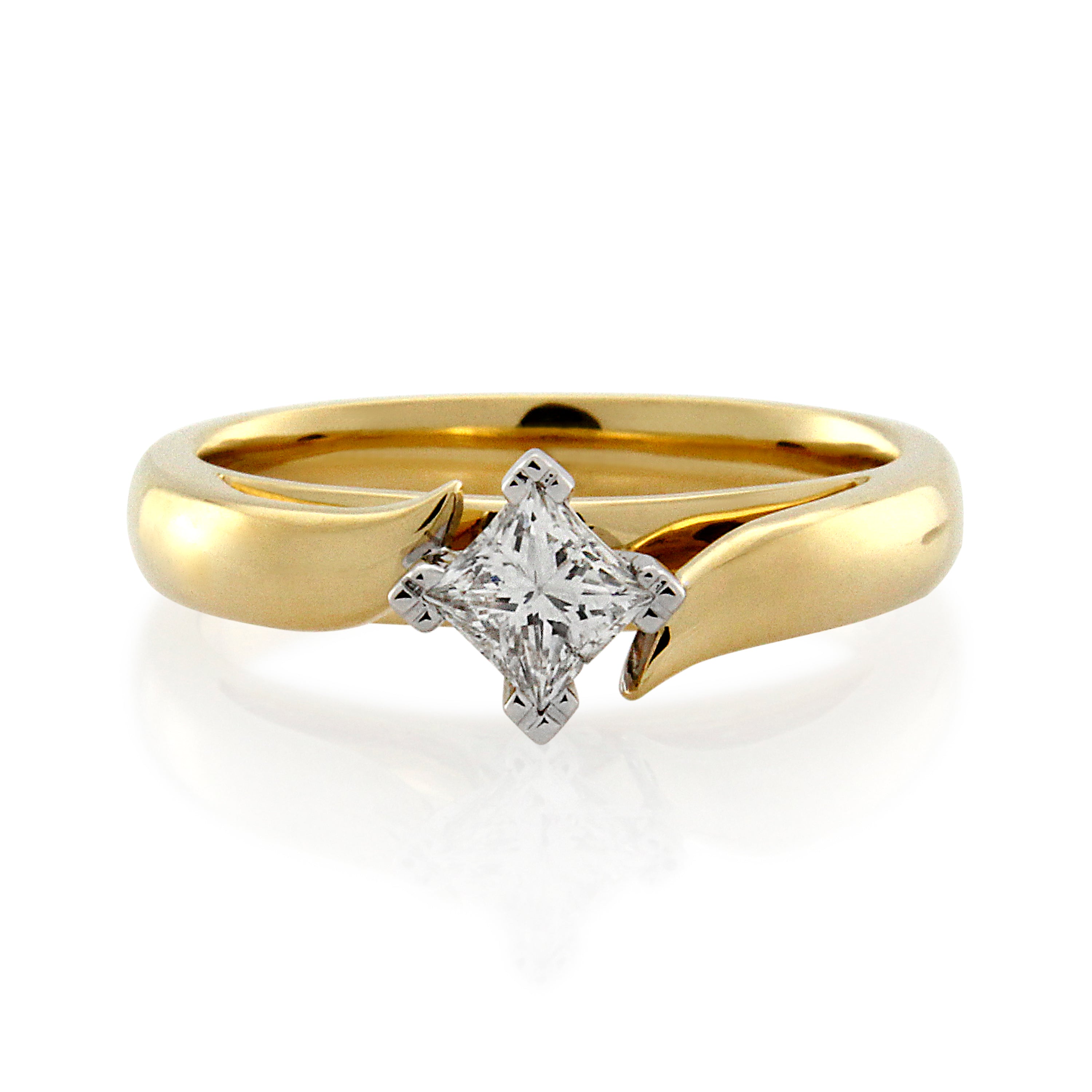 18ct Gold Diamond Princess Cut Fancy Solitaire Ring .40ct