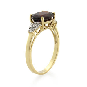 9ct Garnet & Diamond Ring