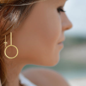 Stainless Steel Gold Toned Circle Chain Thread Earrings