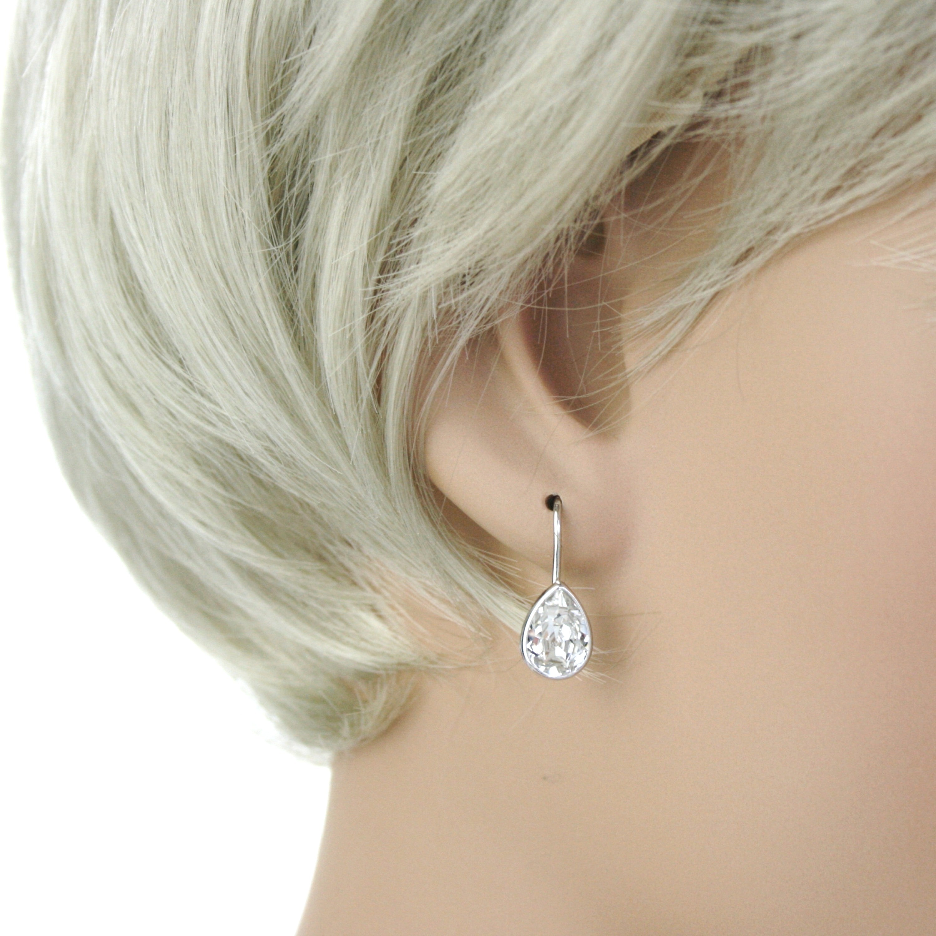 Sterling Silver Pear Earrings by Davvero with Crystals from Swarovski®