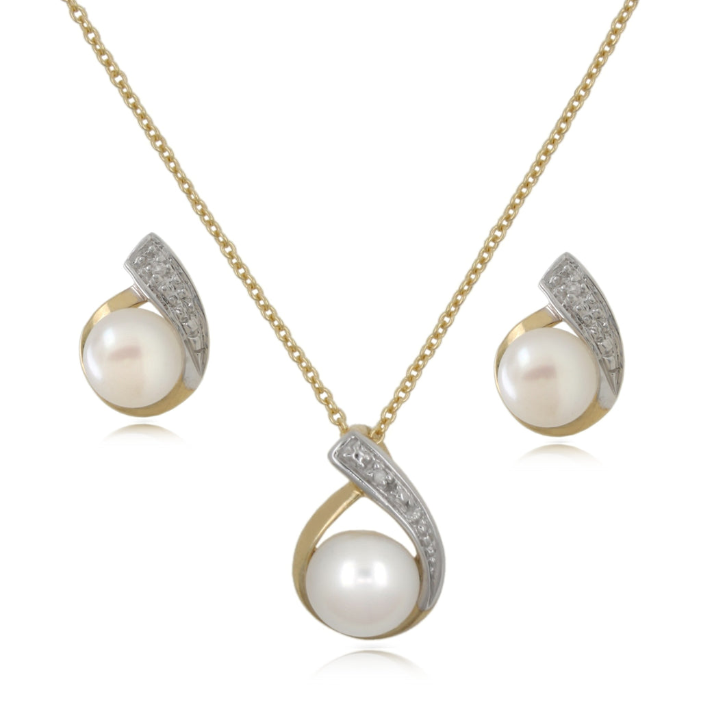 9ct Diamond & Pearl Earring Pendant Set
